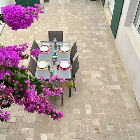 Sur Le Port De St Martin Willa Saint-Martin-de-Ré