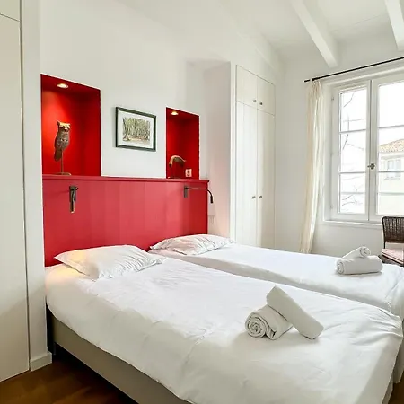 Sur Le Port De St Martin